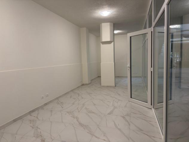 UFFICIO di 1 vani e di 60 mq (VIAREGGIO - Viareggio) rif. A1025 - Foto 5