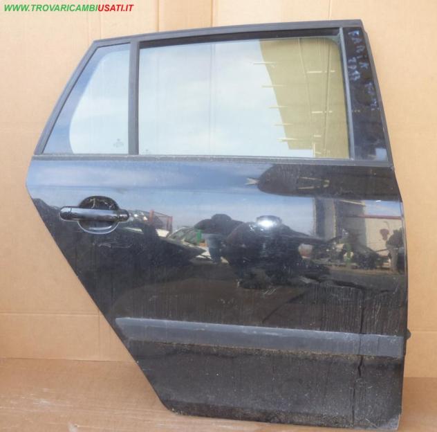 PORTA POST.D. NERO MET CON SERR Carrozzeria Lamierati esterni Porte Porta post. dx. SKODA - FABIA Wagon - 01-05-2010 - 01-01-2015