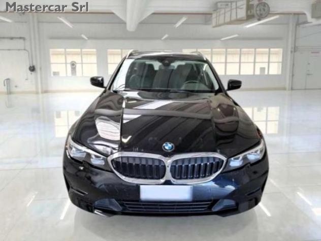 BMW 320 Serie 3 G21 Touring 320d Touring mhev 48V Sport A rif. 24125701 - Foto 3
