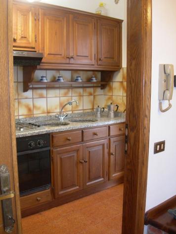 APPARTAMENTO INDIPENDENTE di 7 vani e di 160 mq (CAMAIORE) rif. 1024 - Foto 14