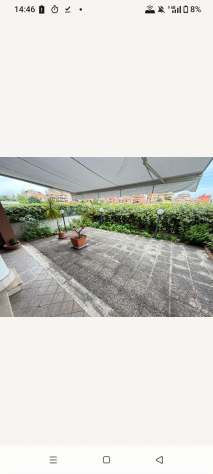 FIDENE, VIA MARIO DEL MONACO, SU DUE LIVELLI CON GIARDINO