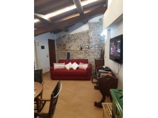 APPARTAMENTO di 1 vani e di 35 mq (FIESOLE) rif. AAJ380