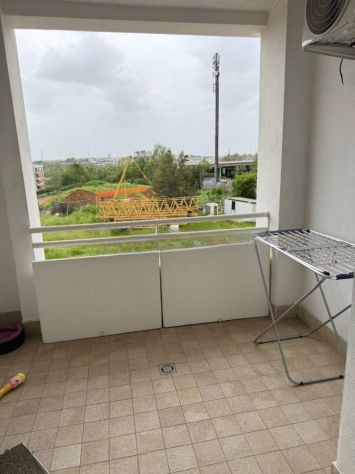 TOR CERVARA REBIBBIA TRILOCALE ARREDATO CON BALCONE - Foto 2