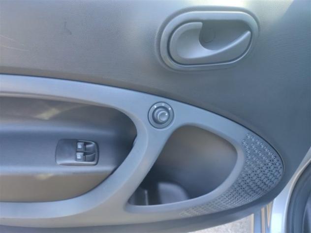 SMART ForTwo 1.0 ANDROID AUTO,CRUISE,CERCHI LEGA,CLIMA .. rif. 19079555 - Foto 6