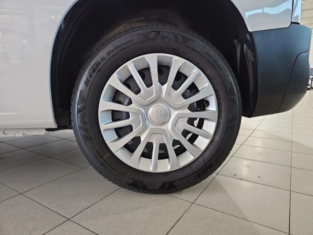 Toyota Proace City 1.2 110 CV S&S PC 4p. Comfort - Foto 9