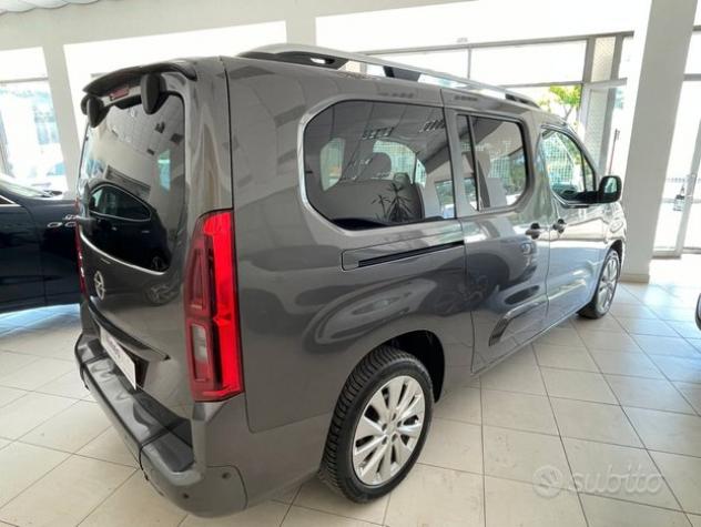 Opel Combo TRASPORTO DISABILI PIANALE RIBASSATO - Foto 4