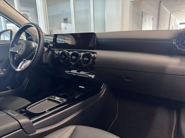 Mercedes-Benz Classe A A 180 d Advanced auto - Foto 9