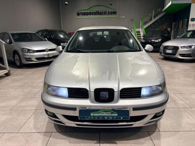 SEAT Leon Signo / Signa 1.9 TDI 110cv A/C CRUISE rif. 22956836 - Foto 2