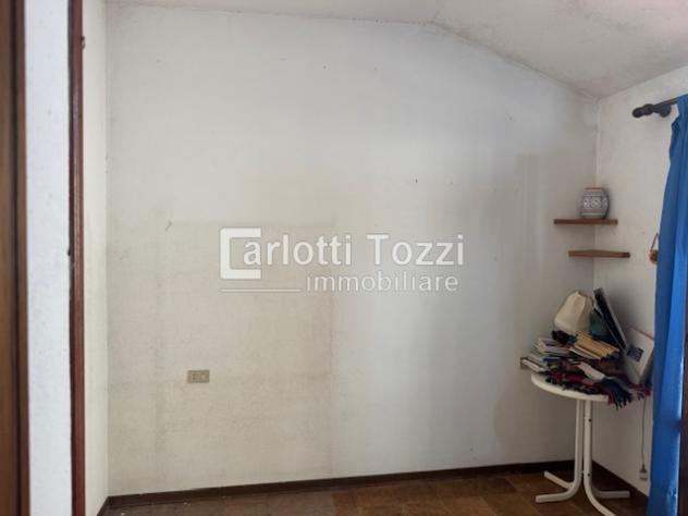 APPARTAMENTO INDIPENDENTE di 6 vani e di 160 mq (CASTIGLIONE DELLA PESCAIA) rif. 03692 - Foto 15