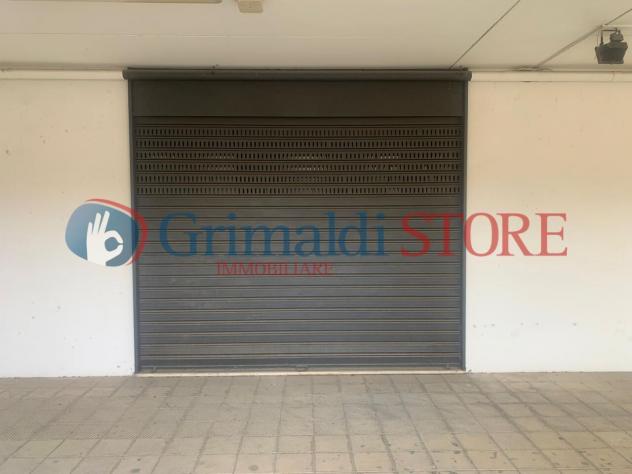 Oltre 3 vetrine in vendita a Campi Salentina - Foto 17