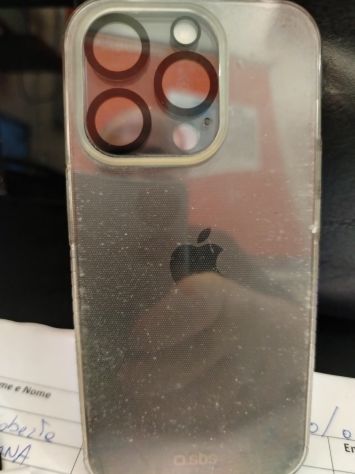 Cell aphone 15 pro usato solo una settimana