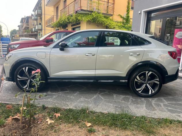 AUDI Q3 SPB 45 TFSI S-TRONIC S-LINE EDITION NEOP - Foto 6