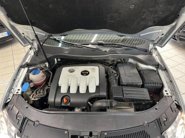 VOLKSWAGEN Passat 2.0 16V TDI Variant Highline rif. 24055700 - Foto 6