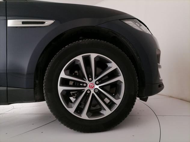Jaguar F-Pace 2.0d i4 Portfolio awd 180cv auto my20 - Foto 9