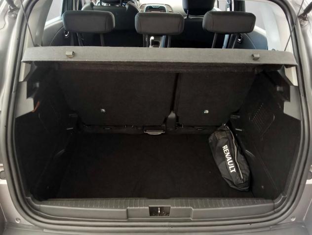 Renault Captur 1.5 dCi 8V 90 CV Start&Stop Live - Foto 8