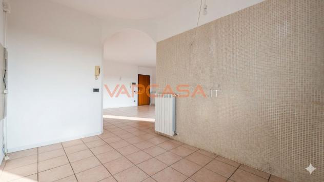 ESCLUSIVO E LUMINOSO TRIOLOCALE CON BOX DOPPIO - Foto 6