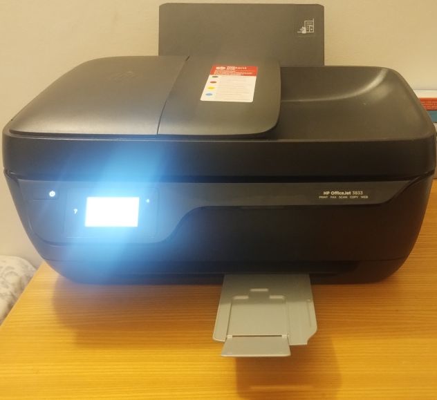HP OfficeJet 3833 - Foto 3