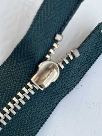 X26 Cerniere YKK senza tiretto cm 20 col. Verde – Pz. 95 - Foto 6