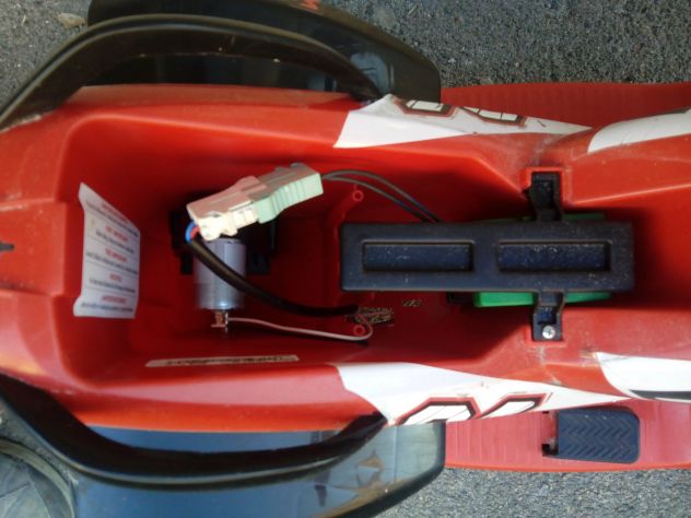 Moto Ducati 3 ruote elettrica Desmosedici Peg Perego completa di tutto - Foto 4