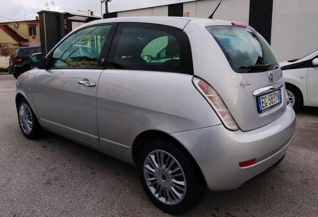 Lancia Ypsilon 1.2 Argento - Foto 6