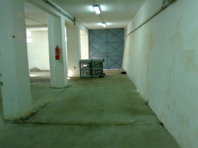 Deposito libero immediate vicinanze Tangenziale Napoli uscita Corso Malta - Foto 2