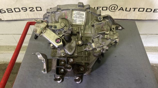 Cambio manuale Mitsubishi Space Star 1.0 del 2015 (F5MBD-1-ABZ) - Foto 3
