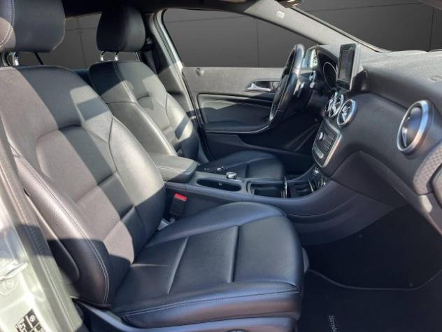 MERCEDES-BENZ A 180 Sport rif. 23939367 - Foto 10