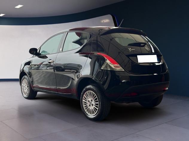 Lancia Ypsilon Ypsilon 0.9 Twinair 85cv metano Ecochic - Foto 5