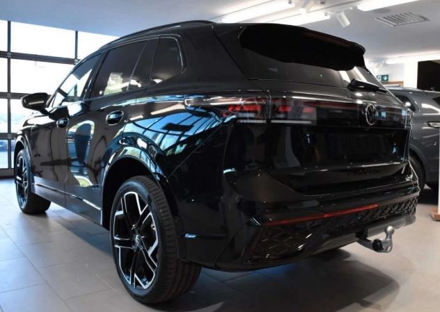 VOLKSWAGEN TIGUAN R-LINE NOELGGIO NO SCORING - Foto 3