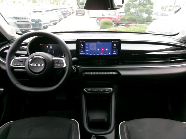 FIAT 600 1.2 Hybrid 110cv - Foto 9