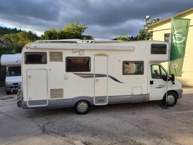 CAMPER MCLOUIS DUCATO MANSARDATO 7 POSTI LETTI CASTELLO CLIMATIZZATORE FOTOVOLTAICO GENERALI USATO - Foto 4