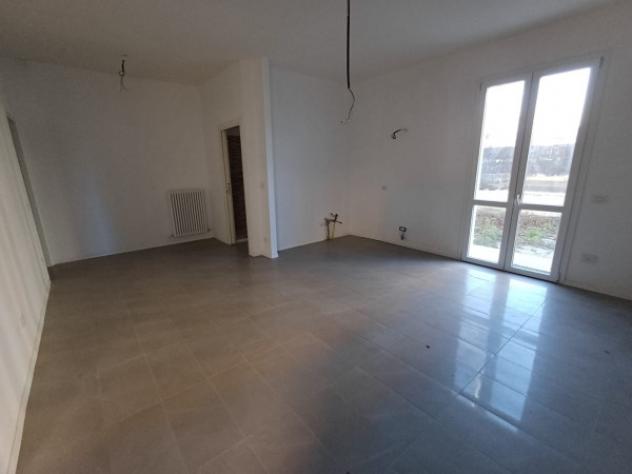 Appartamento di 110 m² con 3 locali e box auto in vendita a Carpi - Foto 4