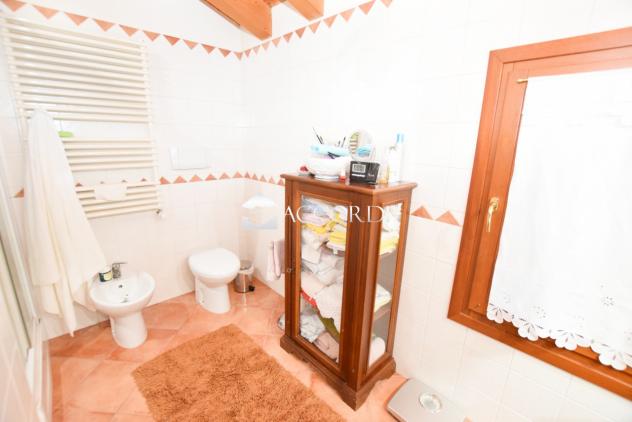 CASA INDIPENDENTE di 8 vani e di 240 mq (CASTELFRANCO VENETO) rif. SW144 - Foto 19