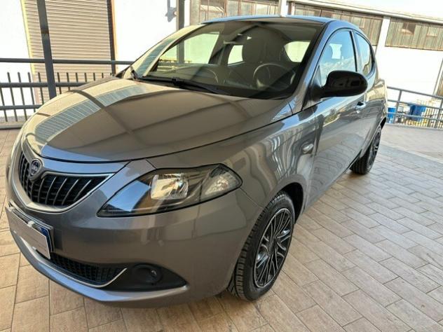 Lancia Ypsilon 1.0 FireFly 5 porte S&S Hybrid Gold