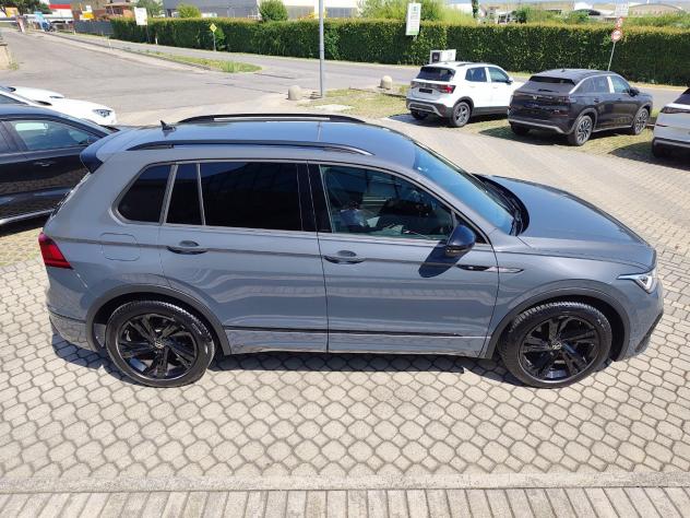Volkswagen Tiguan 2.0 TDI SCR 110KW R-Line DSG - Foto 4