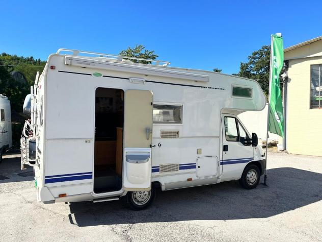 CAMPER CHAUSSON DUCATO MANSARDATO LETTI CASTELLO 6 POSTI GENERALI USATO - Foto 4