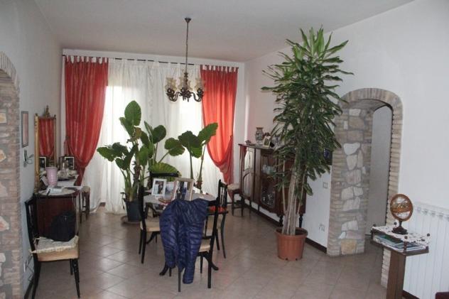 Orvieto (Fraz. Tordimonte) - Vendesi abitazione indipendente ristrutturata composta da due appartamenti con garage e area esterna - Foto 2