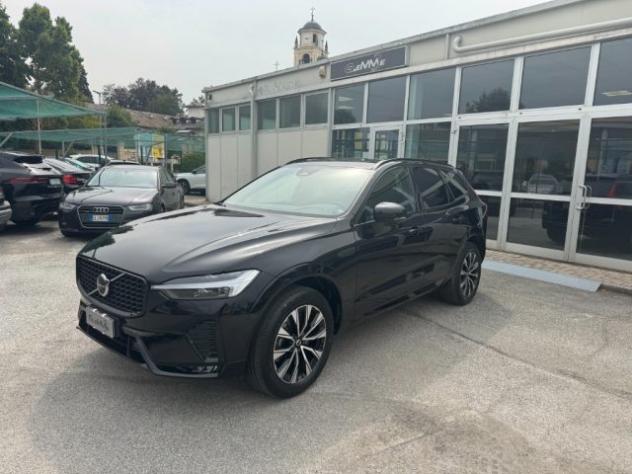 VOLVO XC60 B4 automatico Plus Dark rif. 23940810