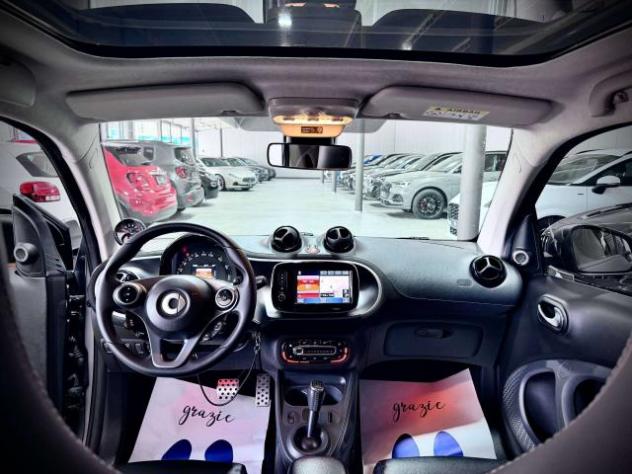 smart forTwo 0.9 109CV Twinamic Brabus Xclusive - Foto 9