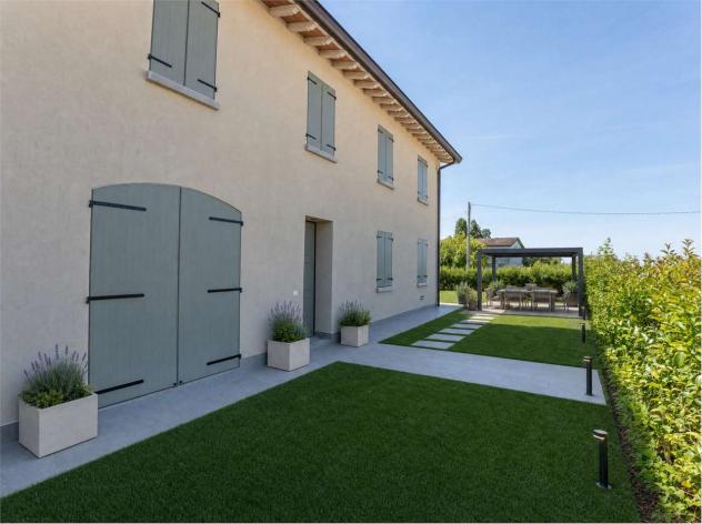 V0316 - Carpi – Cortile | Villetta in classe A4 - 50 mq di zona living e 160 mq di cortile privato