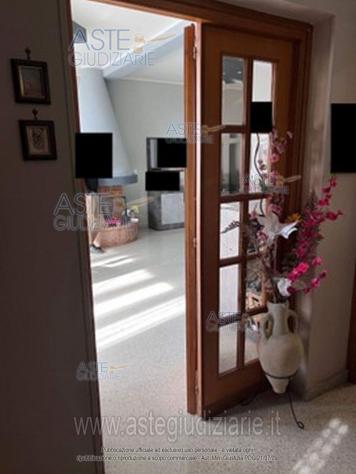 IMMOBILI-IMMOBILE RESIDENZIALE-Via Campo Cervino n.12 - Foto 2