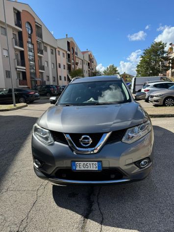 vendo nissan Xtrail 1600 cv - Foto 2