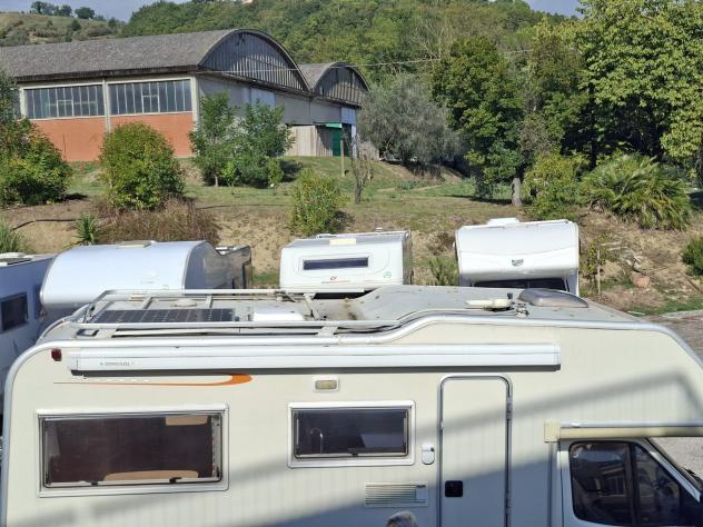 CAMPER ELNAGH FORD MANSARDATO 6 POSTI DINETTE POSTERIORE FOTOVOLTAICO GEMELLATO POSTERIORE CAMPEGGIO USATI GENERALI 1821 - Foto 7