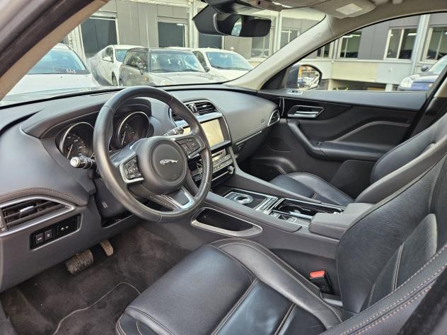 Jaguar F-Pace 2.0D 180cv CHEQUERD FLAG AWD AUTO - Foto 7