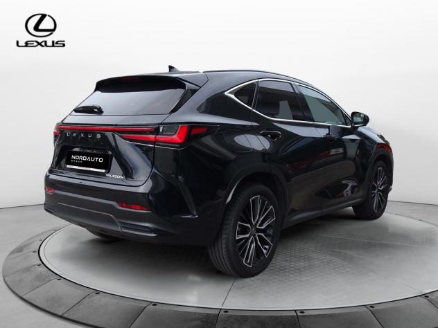 Lexus NX Plug-in 4WD Luxury - Foto 3
