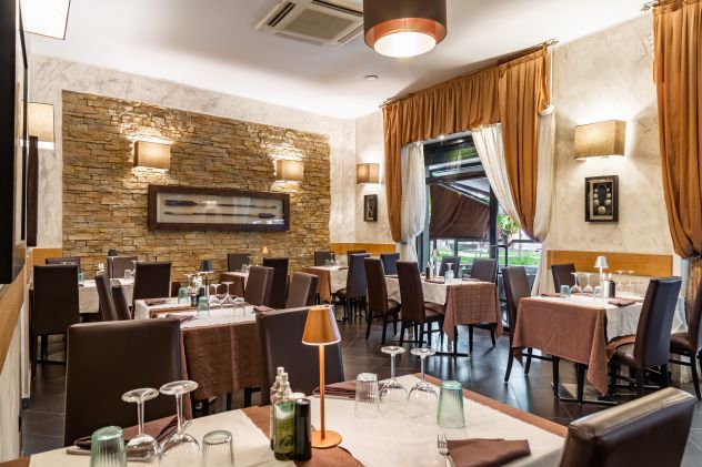 🍽️ DA MIMMO – RICERCA CAMERIERE/A - Foto 2