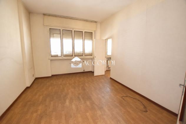 PALAZZO di 9 vani e di 350 mq (MONTEBELLUNA) rif. PE27 - Foto 13