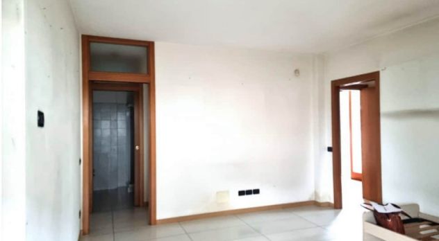ASTA: A TREVISO, VIA A. DA SANGALLO APPARTAMENTO CON GARAGE E AREA ESTERNA - Foto 7
