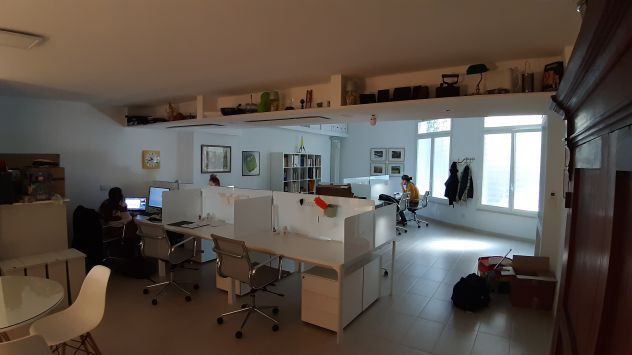 Postazione di lavoro in spazio condiviso coworking - Foto 5