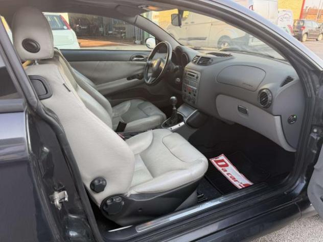 Alfa Romeo GT 1.9 jtd mjt Impression - Foto 9